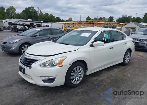 2015 Nissan Altima 2.5/2.5 S/2.5 Sl/2.5 Sv из США, поврежденный, VIN 1N4AL3AP7FC100280